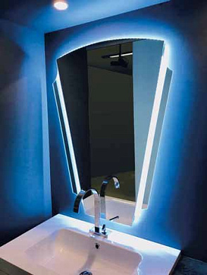 Зеркало со встроенной LED подсветкой, антизапотеванием 700х30х920 CEZARES 45020
